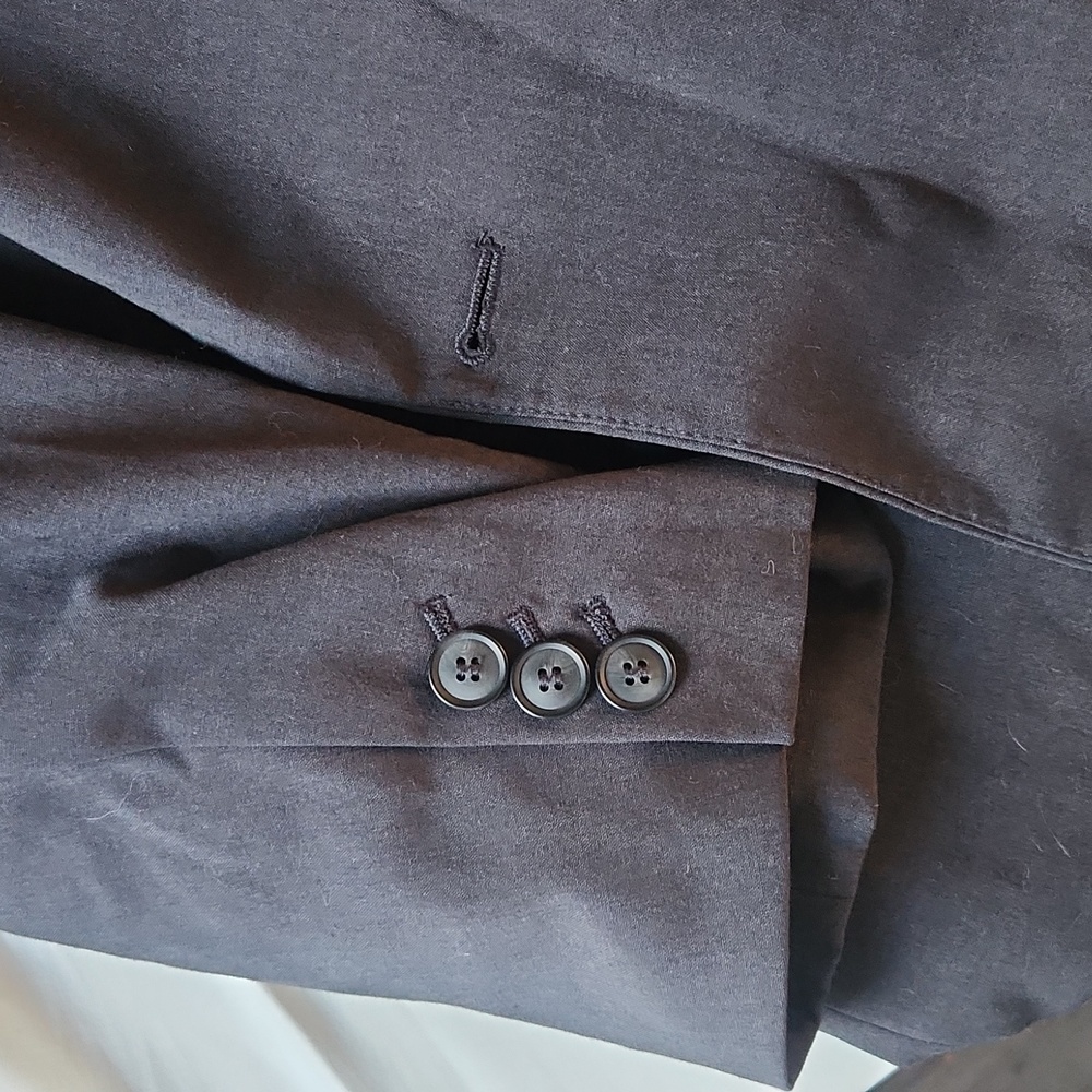 Blazer - Picture 4 of 4